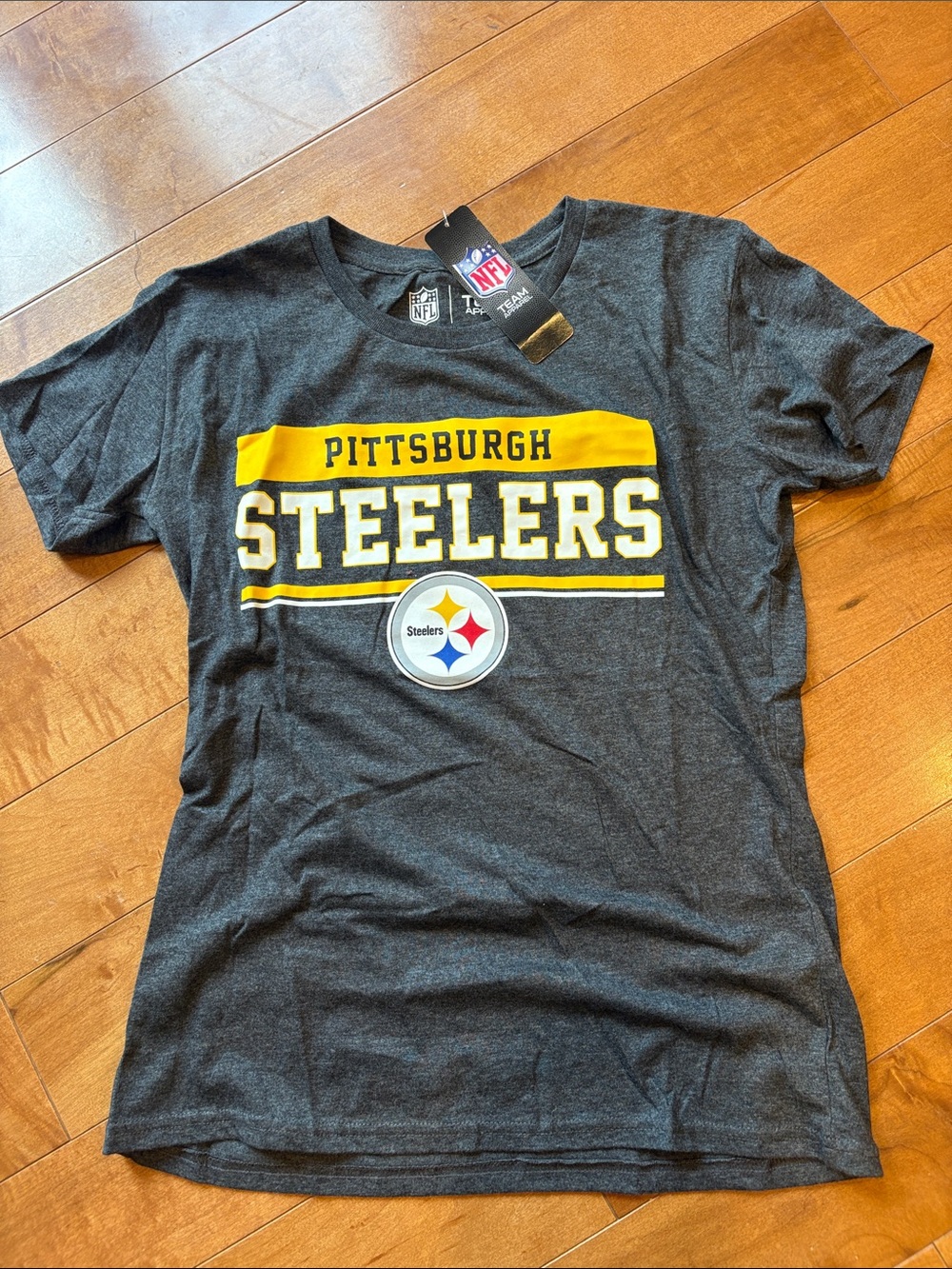 Pittsburgh Steelers Kids Gray & Gold Graphic Womens Tee